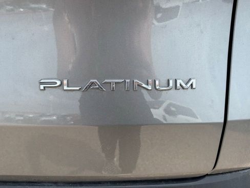 Used 2025 Toyota Grand Highlander AWD image 5