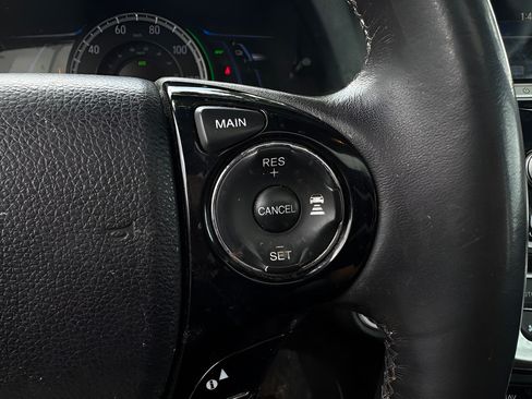 Used 2015 Honda Accord Touring image 26