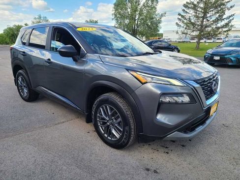 Used 2023 Nissan Rogue S AWD/4WD image 4
