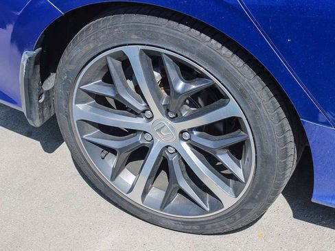 Used 2022 Honda Civic Touring image 11