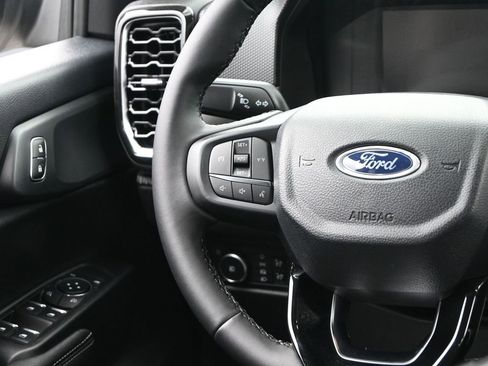 New 2025 Ford Ranger XLT w/ FX4 Off-Road Package image 33