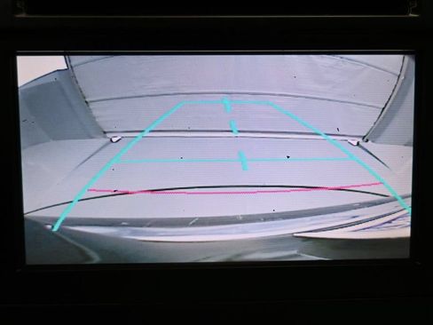 Used 2014 Toyota Camry LE FWD image 9