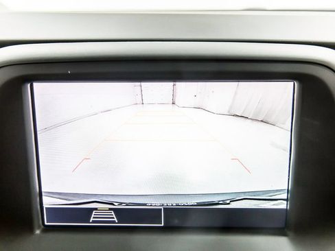 Used 2021 Chevrolet Camaro LT RWD image 17