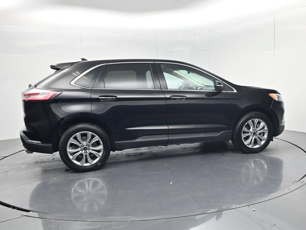 Used 2024 Ford Edge Titanium AWD/4WD image 8