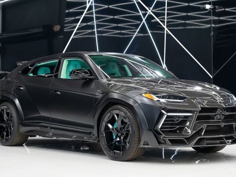 Used 2024 Lamborghini Urus S AWD/4WD image 1