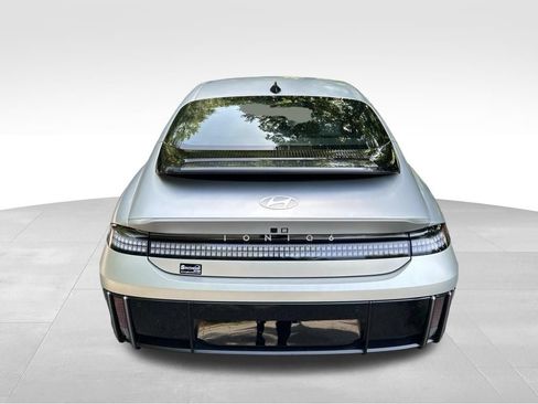 Used 2024 Hyundai Ioniq 6 SEL AWD/4WD image 4
