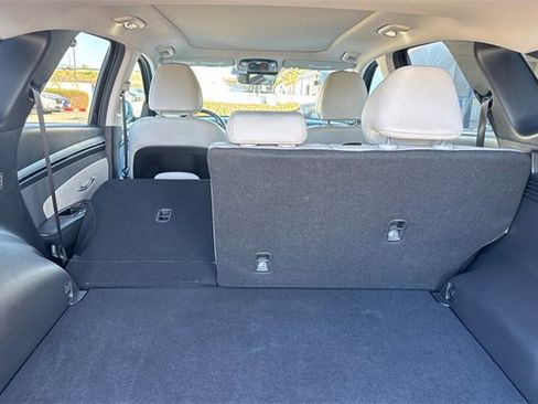Used 2024 Hyundai Tucson Limited image 18