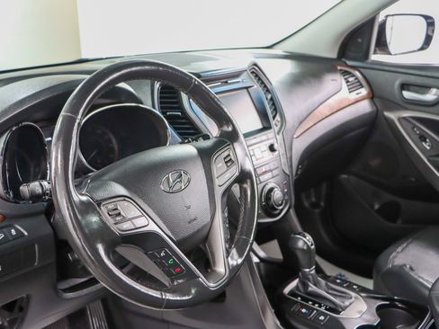 Used 2018 Hyundai Santa Fe Sport FWD image 24