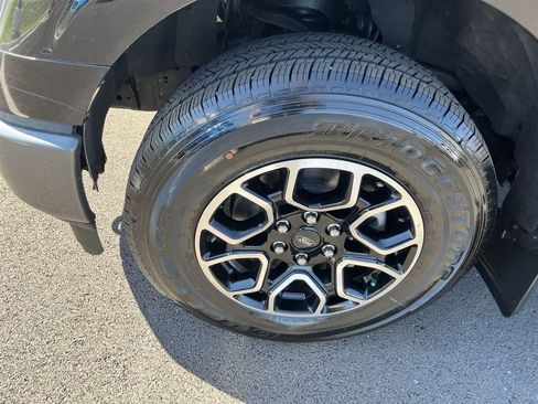 Used 2022 Ford F150 XLT w/ Equipment Group 301A Mid AWD/4WD image 10