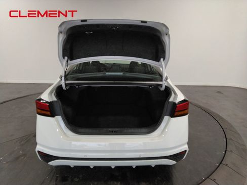 Used 2025 Nissan Altima 2.5 SV image 9