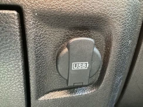 Used 2024 RAM 1500 Classic SLT AWD/4WD image 22