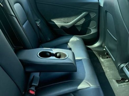 Used 2023 Tesla Model 3 Standard Range RWD image 10