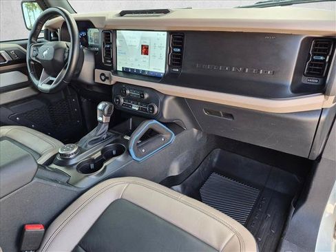 Used 2023 Ford Bronco Wildtrak AWD/4WD image 22