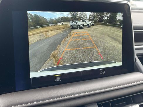 Used 2023 Chevrolet Tahoe LT image 15