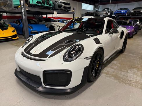 Used 2018 Porsche 911 GT2 RS RWD image 11