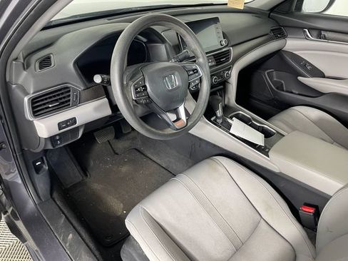 Used 2019 Honda Accord EX image 3