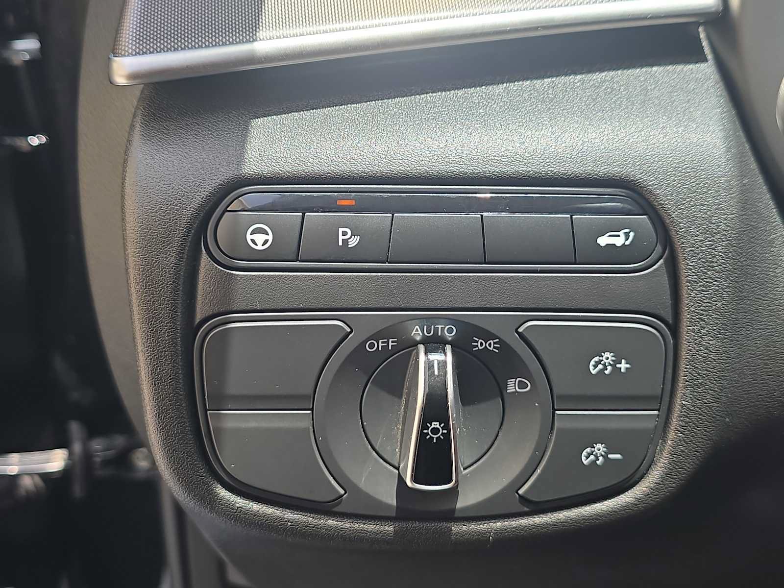 Used 2023 INFINITI QX50 Luxe FWD image 26