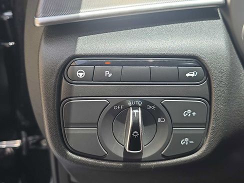 Used 2023 INFINITI QX50 Luxe FWD image 26
