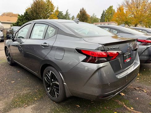 New 2025 Nissan Versa SR w/ Trunk Package image 7