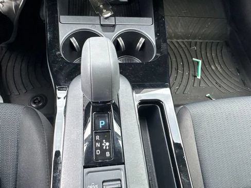 Used 2025 Toyota Prius LE FWD image 14