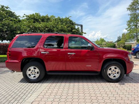 Used 2014 Chevrolet Tahoe LT RWD image 8
