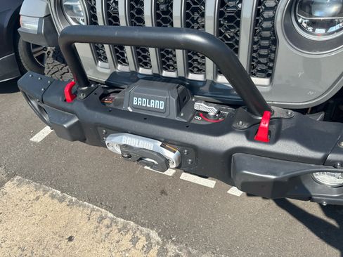 Used 2021 Jeep Wrangler Unlimited Rubicon AWD/4WD image 9
