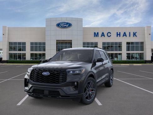 New 2026 Ford Explorer ST-Line RWD image 2