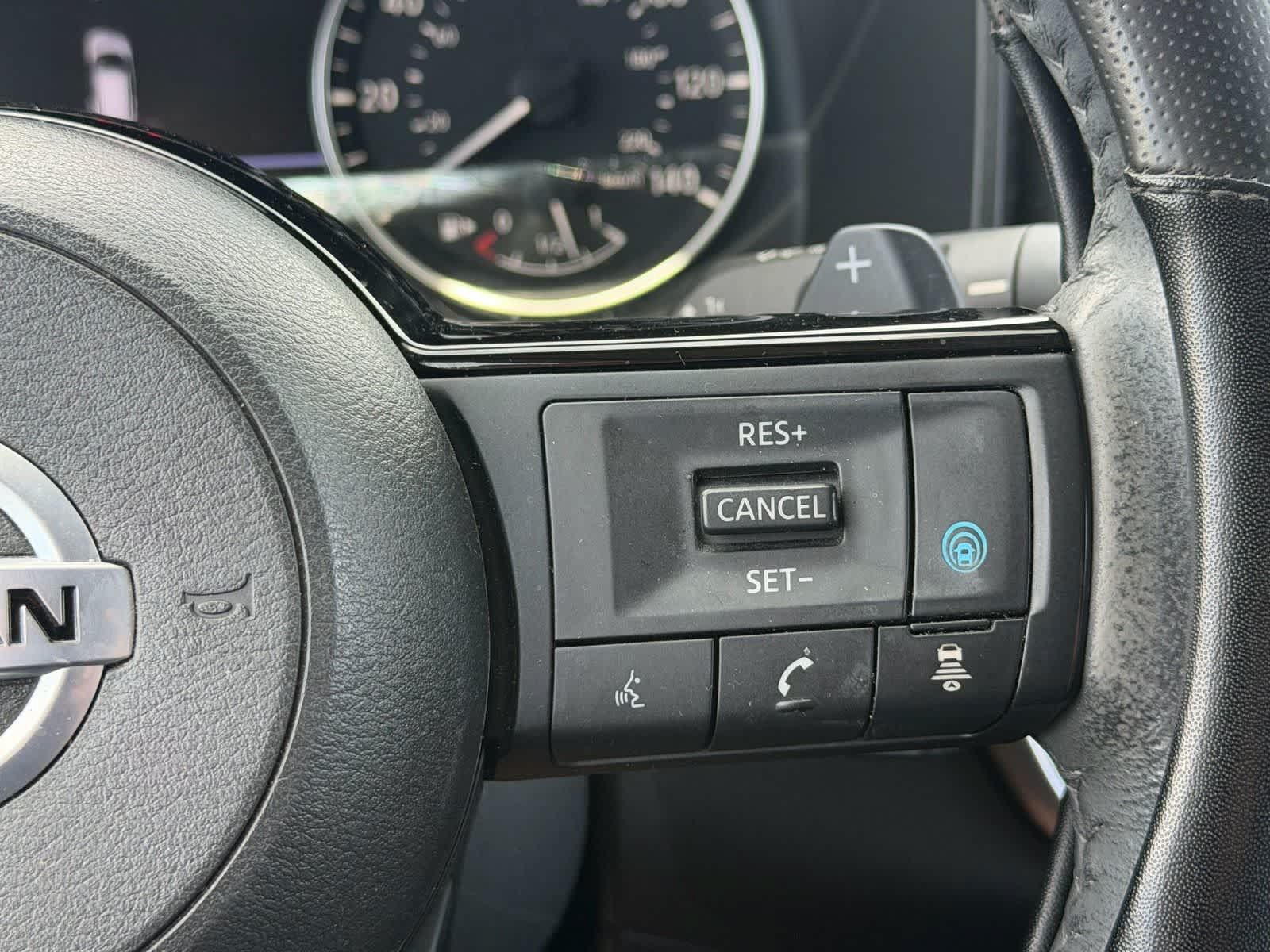 Used 2021 Nissan Rogue SL FWD image 15