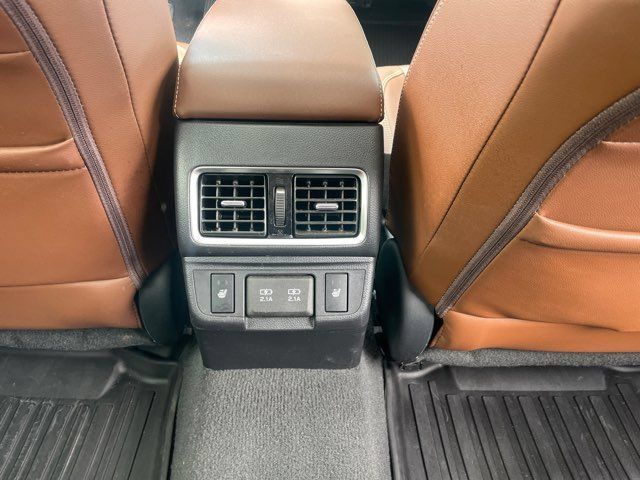 Used 2019 Subaru Outback 3.6R Touring AWD/4WD image 21