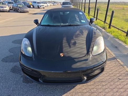Used 2019 Porsche 718 Boxster S RWD image 6