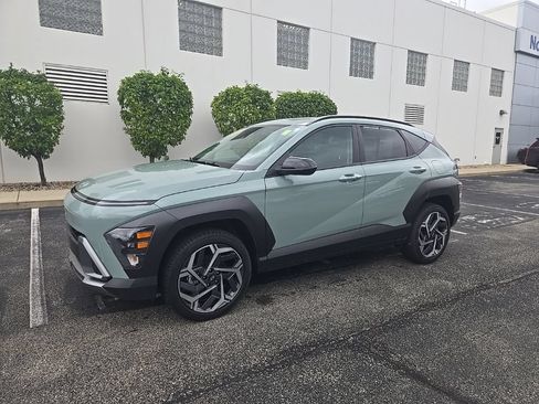 Certified 2026 Hyundai Kona SEL Premium AWD/4WD image 2