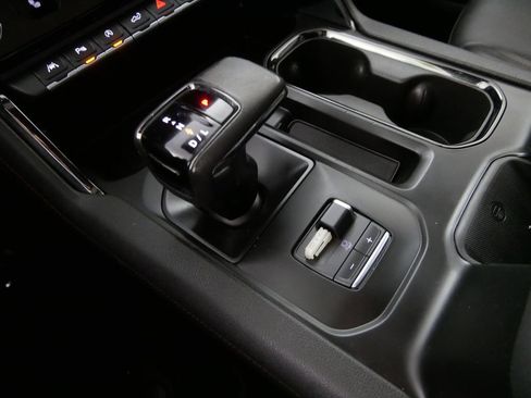 Used 2022 GMC Sierra 1500 AT4 w/ Technology Package image 26