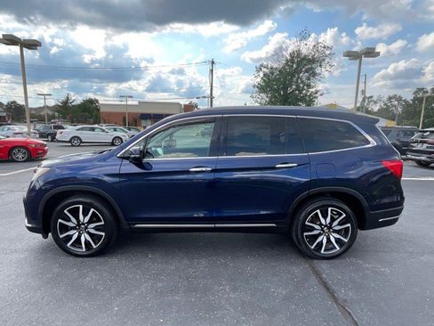 Used 2019 Honda Pilot Elite image 3