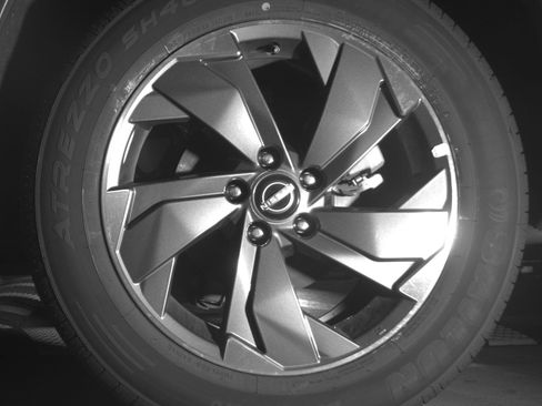 Used 2025 Nissan Rogue SV image 14