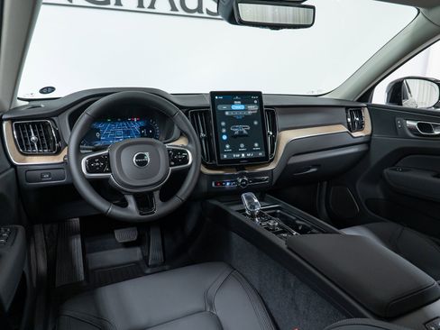 New 2026 Volvo XC60 B5 Core w/ Climate Package image 16