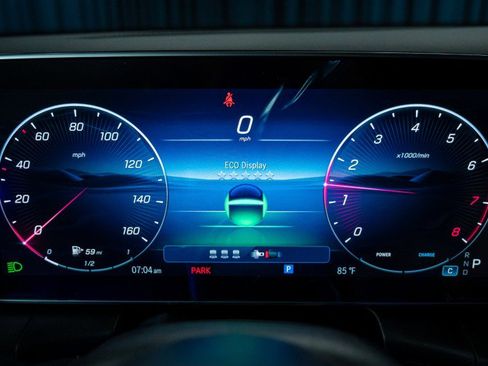 New 2025 Mercedes-Benz GLC 300 4MATIC image 16