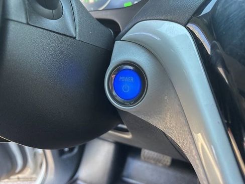 Used 2017 Chevrolet Bolt LT image 20