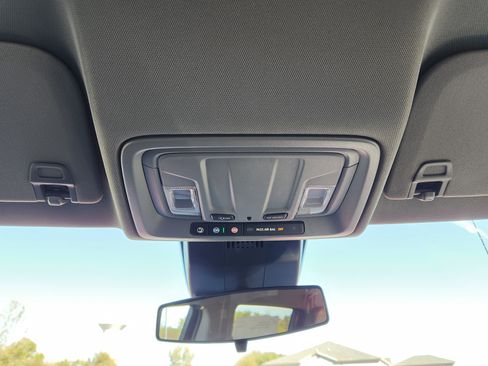 New 2026 GMC Sierra 1500 SLE image 14