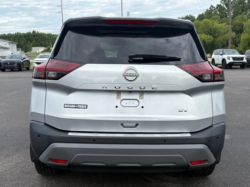 Used 2023 Nissan Rogue SV w/ SV Premium B Package FWD image 6