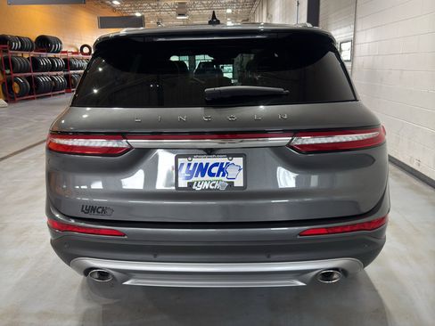 Used 2022 Lincoln Corsair Reserve w/ Equipment Group 201A image 4