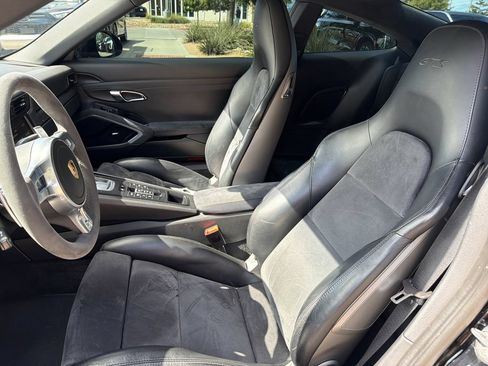 Used 2016 Porsche 911 Carrera GTS RWD image 18