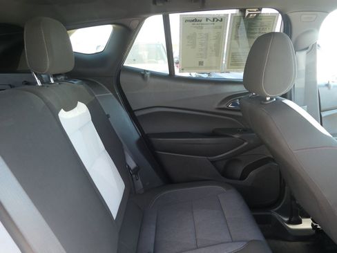 Used 2024 Chevrolet Trax RS w/ Driver Confidence Package FWD image 24