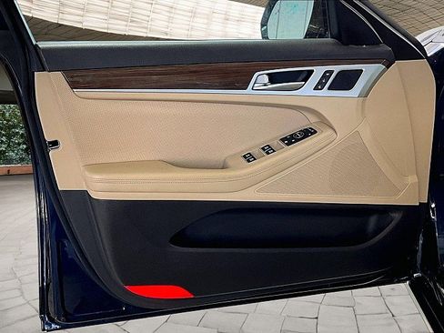 Used 2020 Genesis G80 3.8 RWD image 14