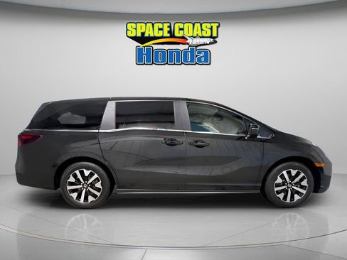 New 2026 Honda Odyssey EX-L image 8