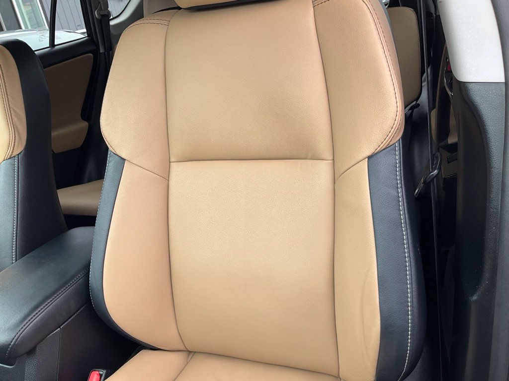 Used 2017 Toyota RAV4 Limited w/ Advanced Technology Package FWD image 21