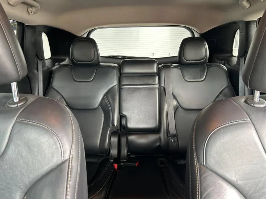 Used 2016 Jeep Cherokee Limited AWD/4WD image 19