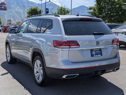 Used 2023 Volkswagen Atlas SE AWD/4WD image 9