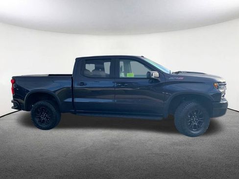 Certified 2022 Chevrolet Silverado 1500 ZR2 w/ Technology Package image 17