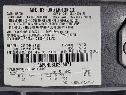 Used 2020 Ford Fusion SE image 33