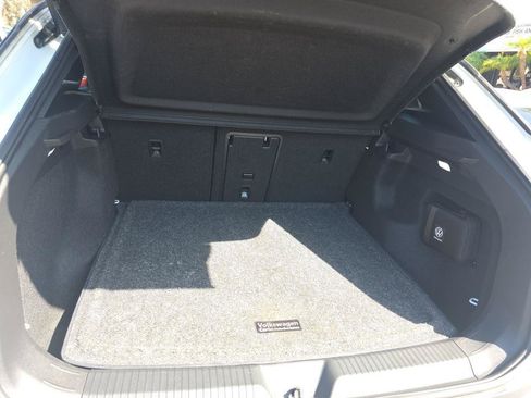 Used 2023 Volkswagen ID.4 Pro S RWD image 3